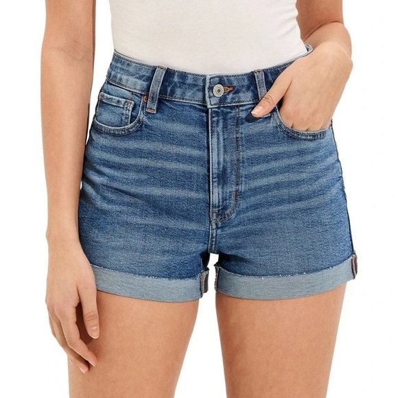 American Eagle Highest Waist Stretch Denim Mom Short 4 NWT - Picture 1 of 2